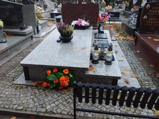 Grób Józef Ochalik