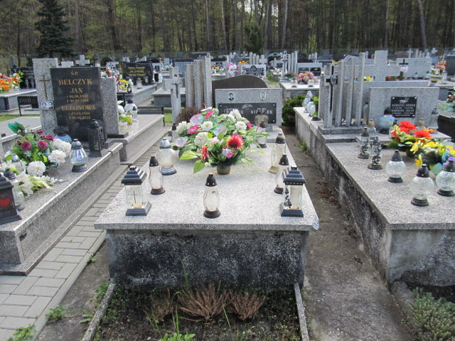 Grób Antonina Niziołek
